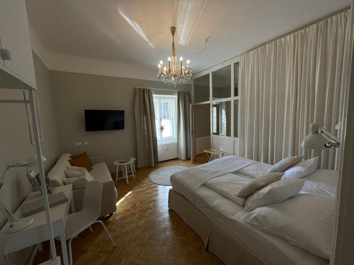 White Flat By Grazrentals With Cool Location & Free Parking Exterior foto