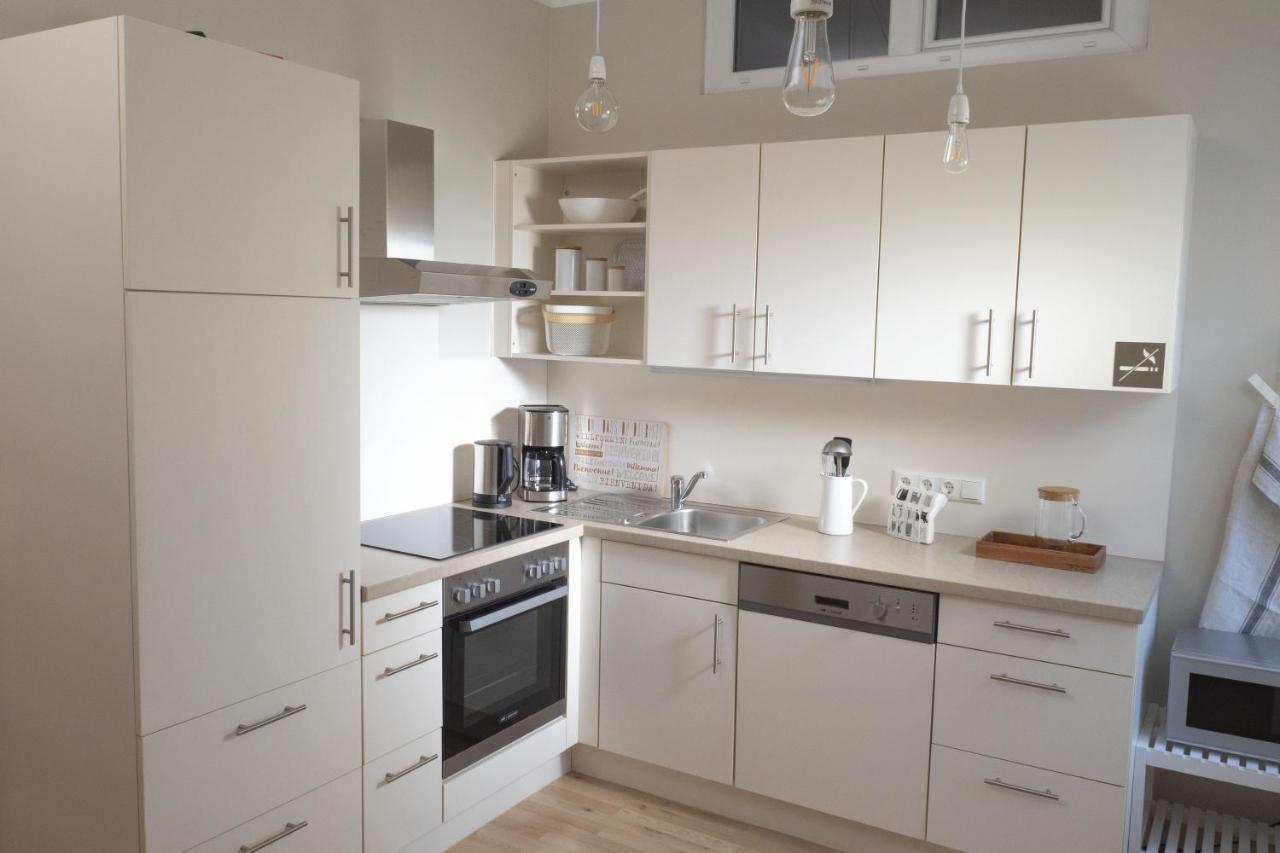 White Flat By Grazrentals With Cool Location & Free Parking Exterior foto