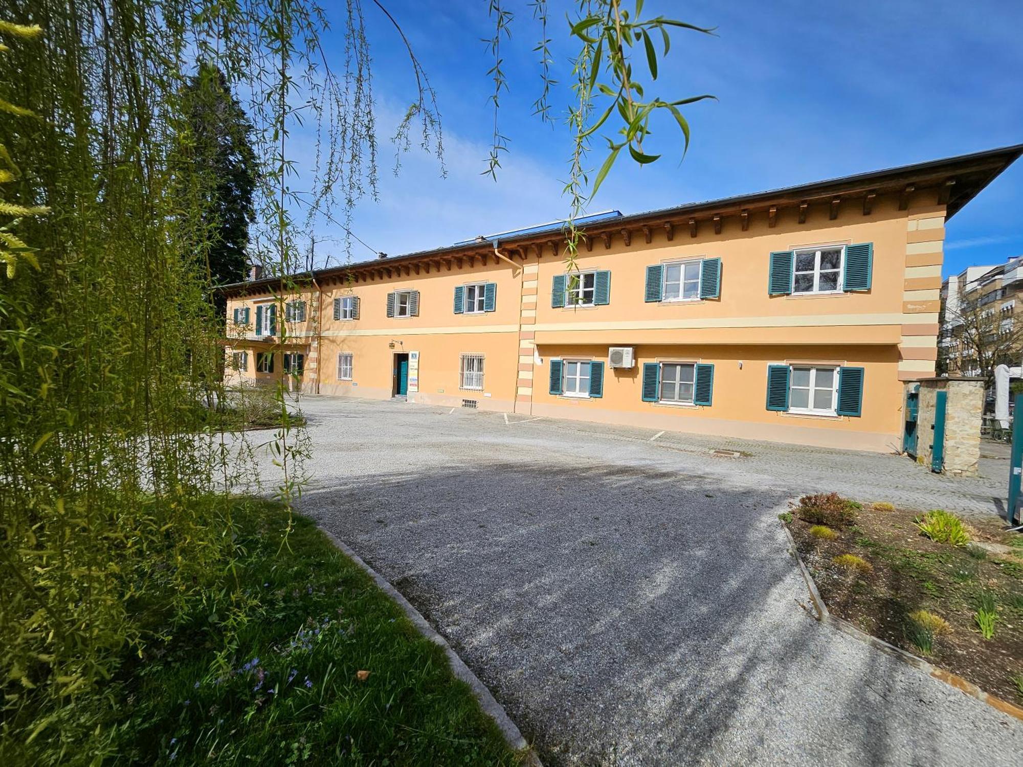 White Flat By Grazrentals With Cool Location & Free Parking Exterior foto